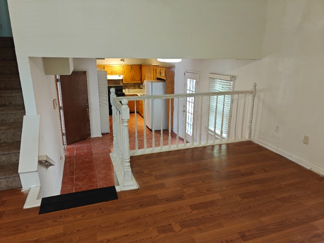 1125 Memory Ln, Lawrenceville, GA 30044 - photo 2