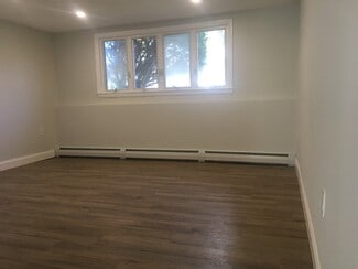34 Bristow St Unit 1, Saugus, MA 01906