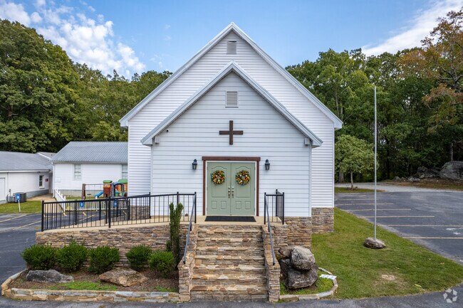 Cataula has a well diverse religious community with classic church architecture.