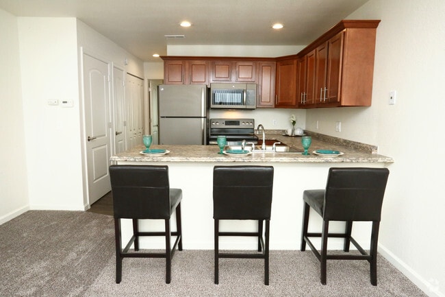 Eagle Ridge Villas, Essexville, MI 48732 - photo 6