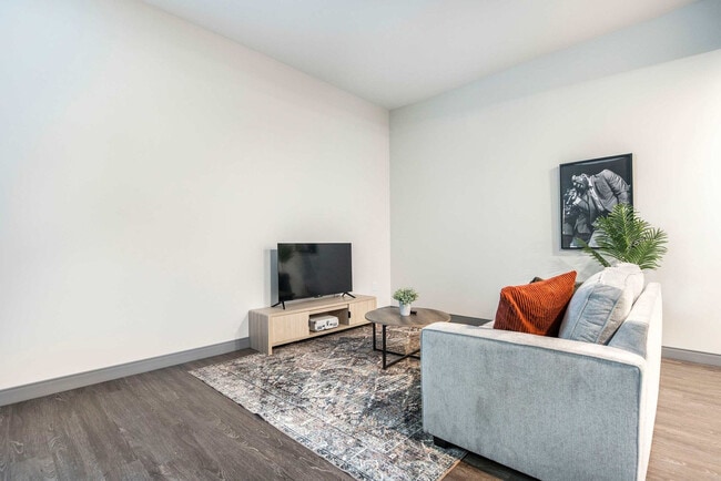 520 Martin Luther King jr Blvd unit ID1356306P, Macon, GA 31201 - photo 3