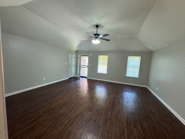 6125 Humphreys Dr, Olive Branch, MS 38654 - photo 4