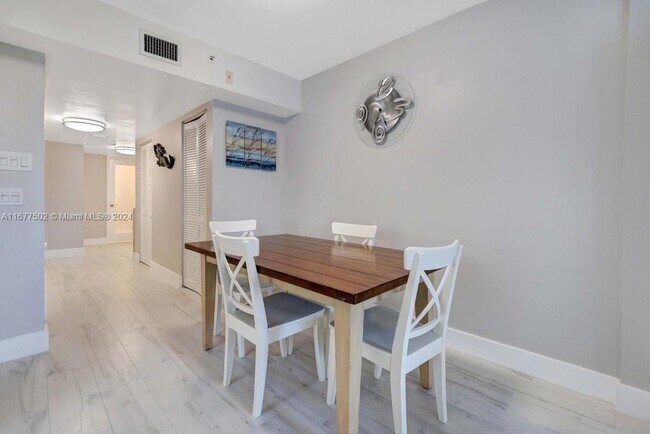 1532 Drexel Ave unit 202, Miami Beach, FL 33139 - photo 7