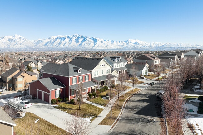 Experience the prestige of residing in Glenmoor Country Estates' residences.