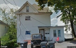 679 Spruce St, Morgantown, WV 26505