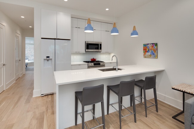 1739 17th St NW unit 2, Washington, DC 20009 - photo 4