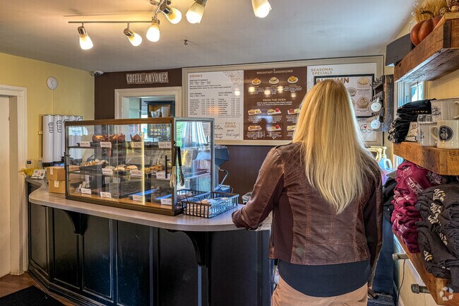 Eli’s in Morton, IL, draws both locals and visitors with its welcoming atmosphere.