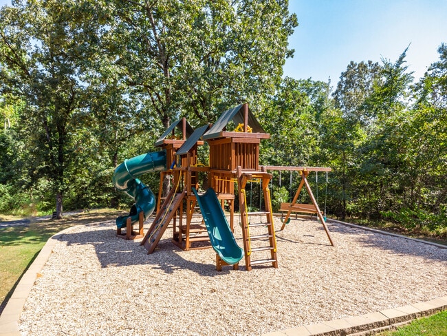 15103 Matterhorn Loop, Maumelle, AR 72113 - photo 4