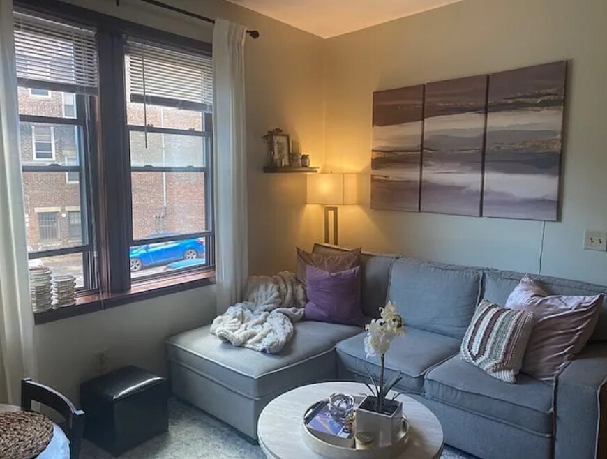 112 Queensberry St unit 44, Boston, MA 02215 - photo 1