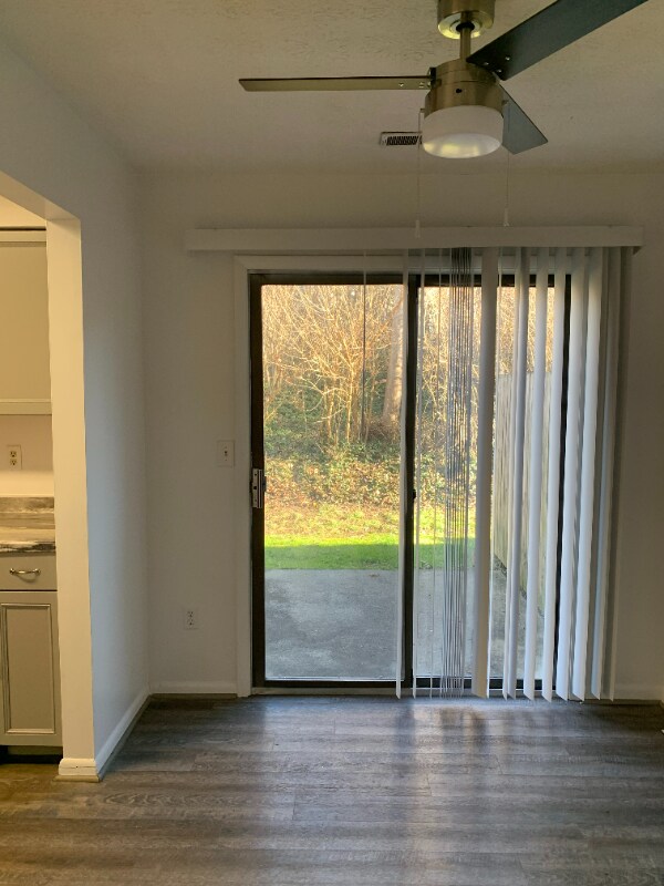 720 Ohio Pike, Cincinnati, OH 45245 - photo 4