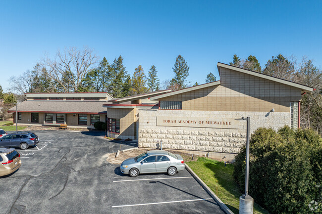 Students in Glendale can attend Torah Academy of Milwaukee.