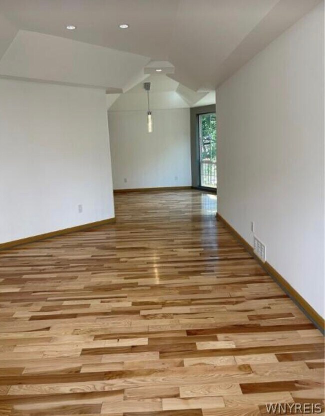 48 Laurel St unit A, Buffalo, NY 14209 - photo 5