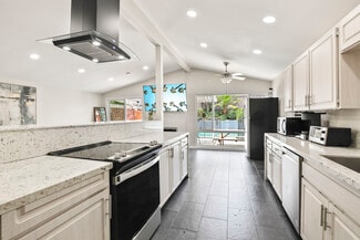 9452 Larrabee Ave, San Diego, CA 92123