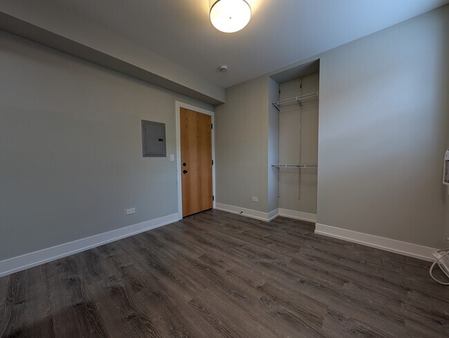 503 W Belmont Ave unit 5I, Chicago, IL 60657 - photo 5