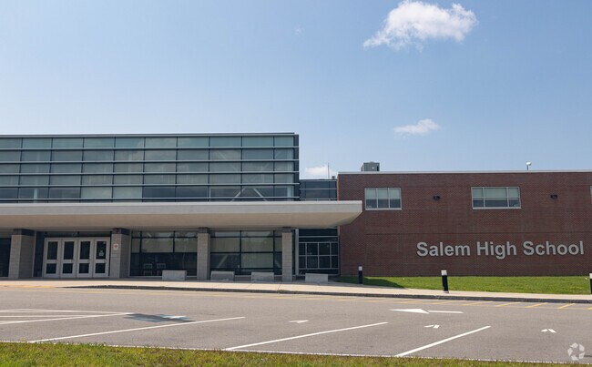 Welcome to Salem High School.