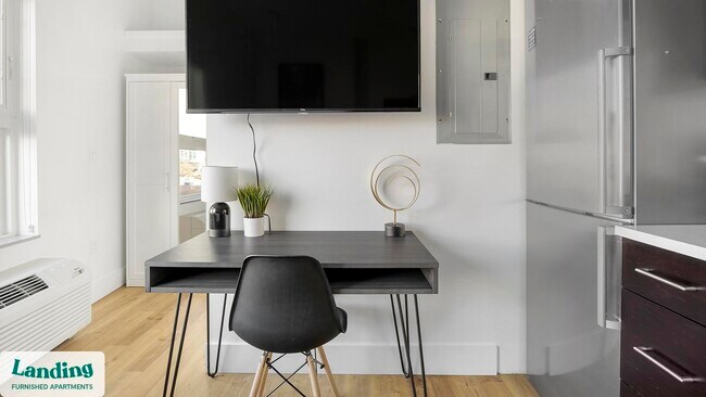 135 Adams St unit 304.1401738, Denver, CO 80206 - photo 2