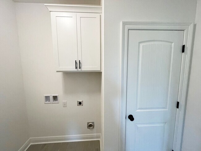 21721 Pine Knot Way, Foley, AL 36535 - photo 7