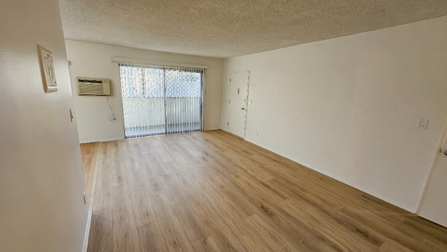1130 N Fuller Ave unit 5, West Hollywood, CA 90046 - photo 4
