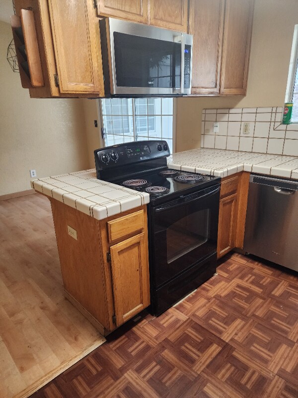 1450 Busca Dr, Tracy, CA 95376 - photo 6