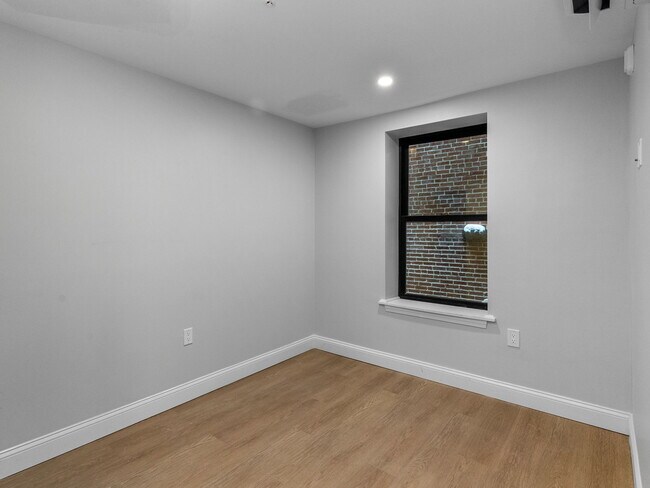 1576 Cambridge St unit 1F, Cambridge, MA 02138 - photo 4