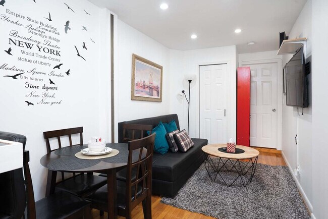 305 E 104th St unit ID1032015P, New York, NY 10029 - photo 2