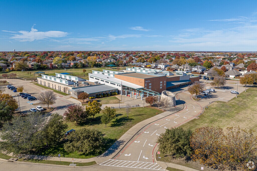 Arthur H Mcneil Elementary is a public school located in McKinney, Tx.