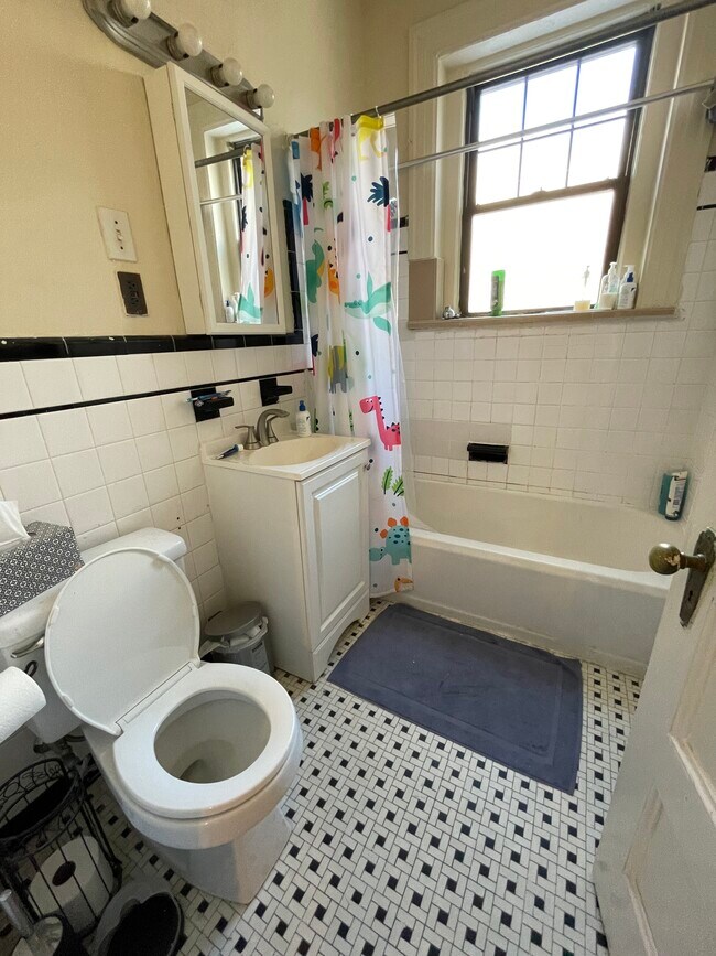 48 Babcock St unit 1, Brookline, MA 02446 - photo 4