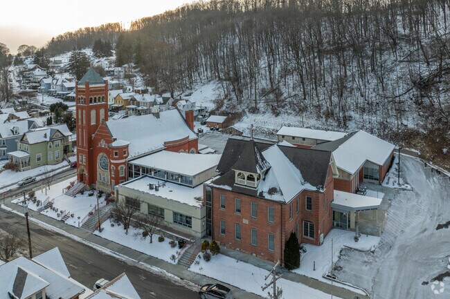 St. Matthew Elementary School is a fine place to learn.