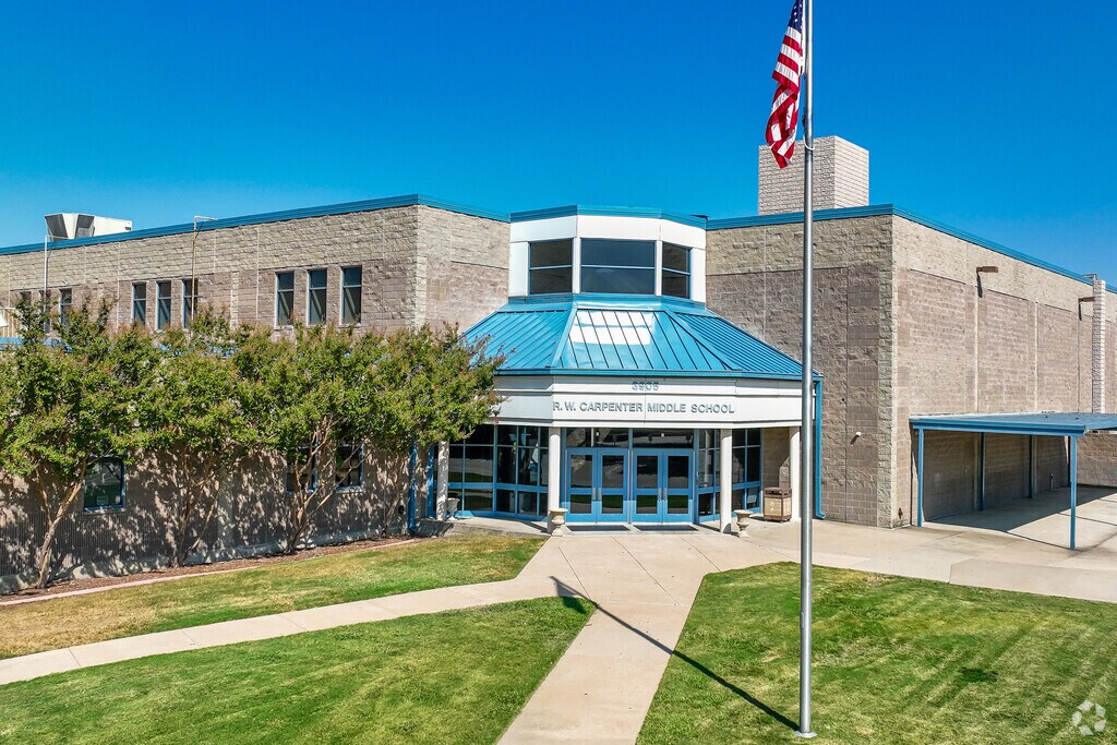 Carpenter Middle School is a great place for your child to get an education.