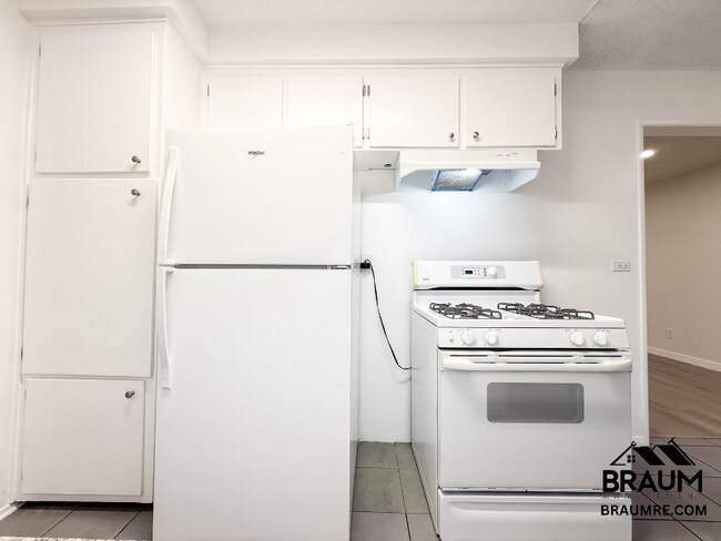 5131 Buffalo Ave, Sherman Oaks, CA 91423 - photo 6