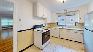 115 Withington Rd Unit 1, Newton, MA 02460