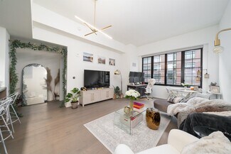 1425 Hudson St, Hoboken, NJ 07030