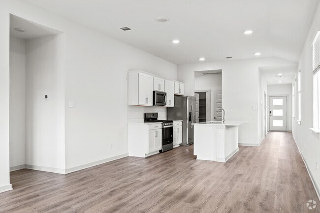 Millbrook Commons, San Marcos, TX 78666 - photo 3