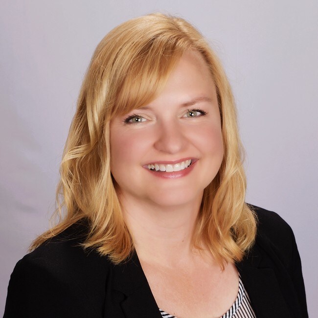 Lora Cordova Real Estate Agent in Stevens Point, WI