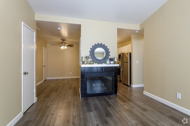 Tahoe at Fair Oaks Apartments, Fair Oaks, CA 95628 - photo 2