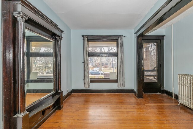 977 Woodruff Pl Dr E, Indianapolis, IN 46201 - photo 4