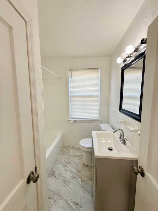 802 Wicklow Rd, Baltimore, MD 21229 - photo 5