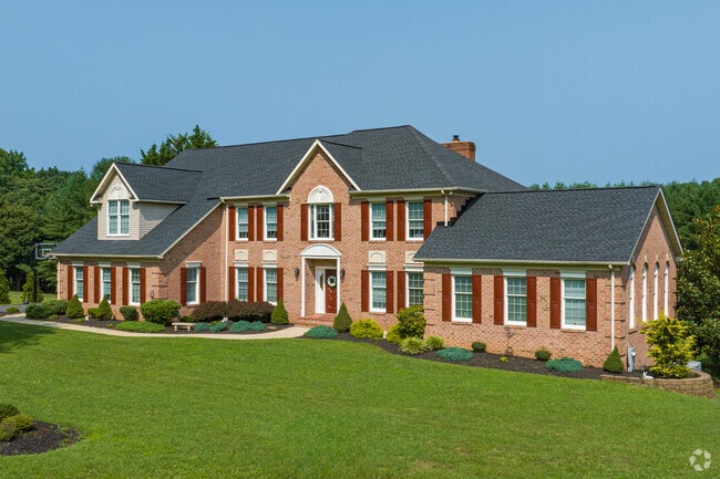 You'll find many large well-manicured brick Colonial homes with large yards in Kingsville.