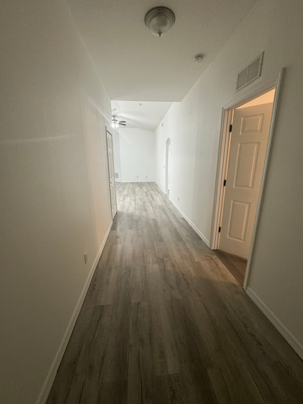 833 Greenleaf Cir, Vero Beach, FL 32960 - photo 2