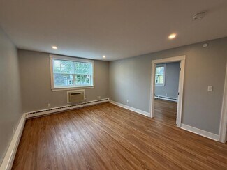 124 Sherman St Unit 7, Cambridge, MA 02140