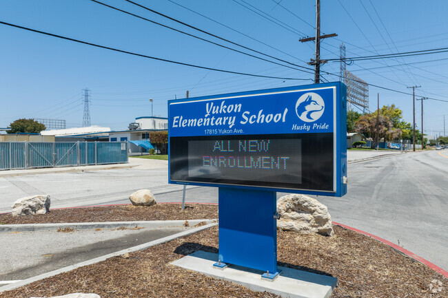 Yukon Elementary School sign welcomes students to school.