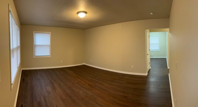 8599 E H Ave, Kalamazoo, MI 49048 - photo 2