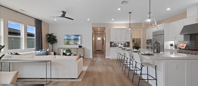 29602 Paseo Capilla unit 36037450, Santa Clarita, CA 91354 - photo 4