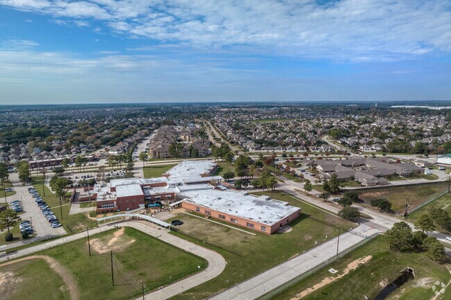 Northpointe Intermediate is close to many subdivisions which allows for students to safely walk.