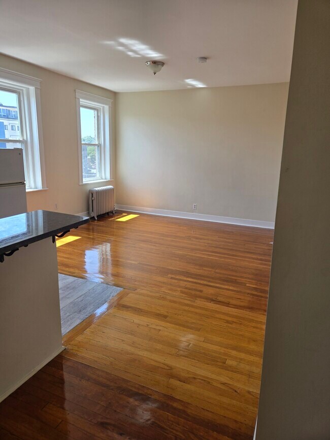 1185 Commonwealth Ave unit 19, Allston, MA 02134 - photo 2