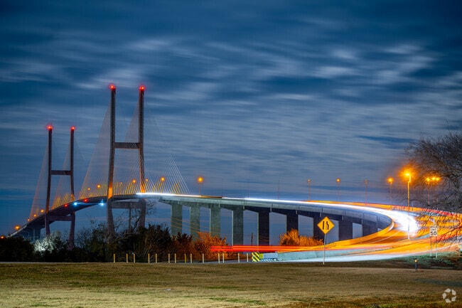 The Sidney Lanier Bridge links Brunswick to Jekyll Island and I-95 over Brunswick River.