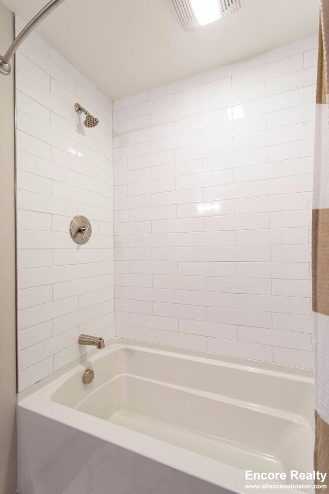 20 Marion St unit 49, Brookline, MA 02446 - photo 5