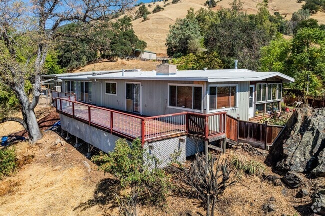 Ranch style homes are abundant in Nice.