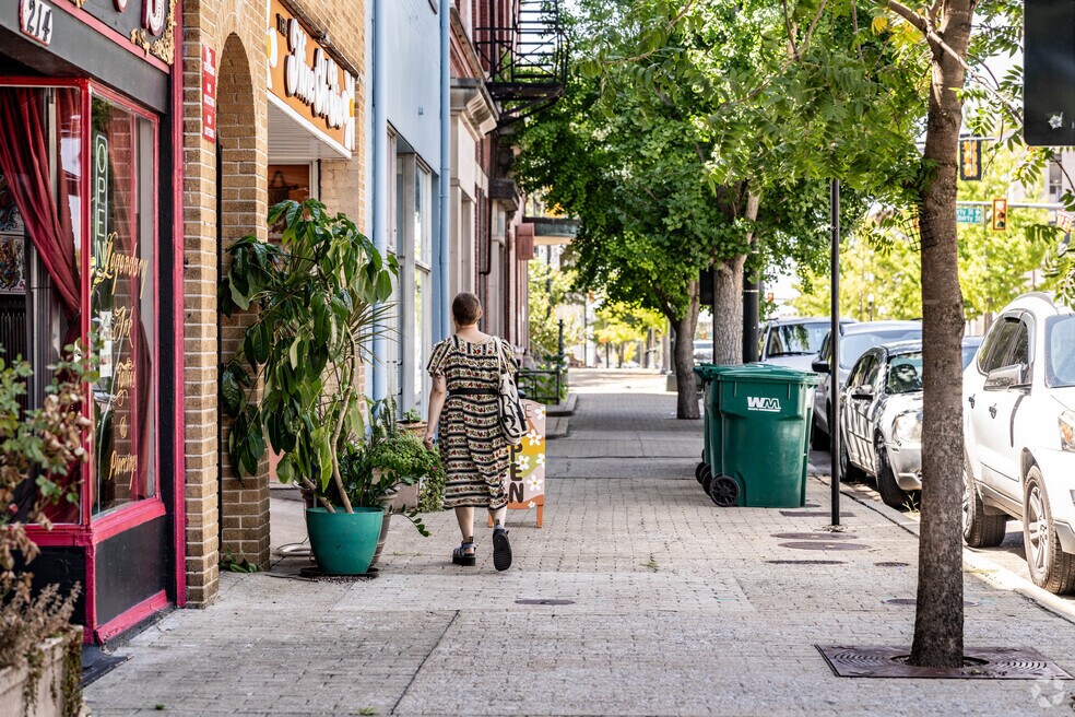 NH_DowntownJackson_556704_P2_V1_TH_090424