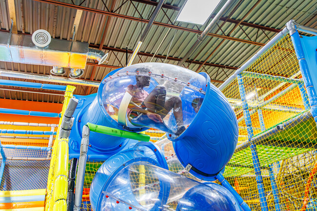 Flyover Fun Park is close-by Highland Acres and provides hours of entertainment.